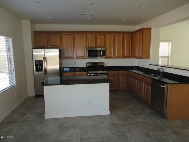 Building Photo - 16343 N 73rd Dr