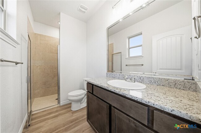 Building Photo - 509 Adley Ave