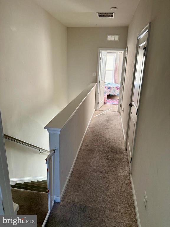 Building Photo - 7515 Mundell Rd