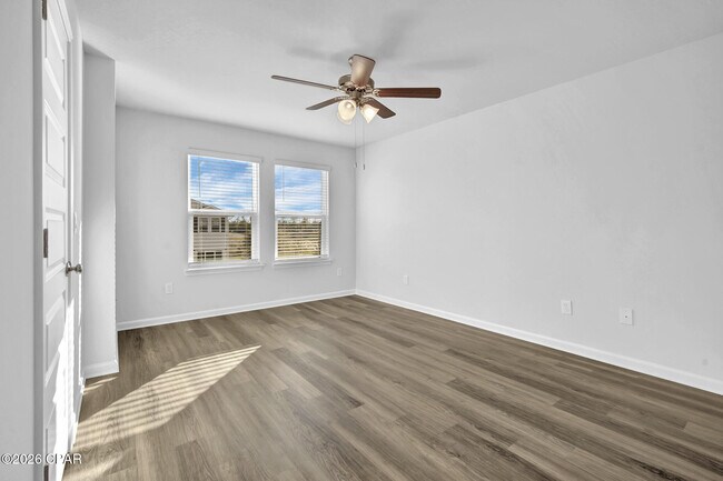 Building Photo - 1707 Jakes Dr