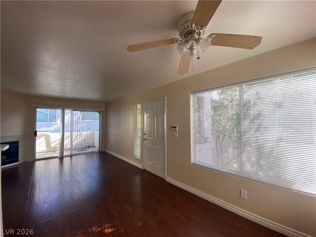 Building Photo - 3152 Tarpon