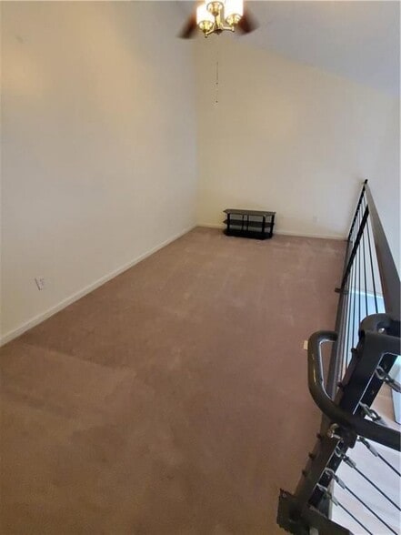 Building Photo - 400 17th St NW