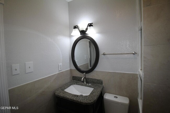 Building Photo - 8903 Old County Dr