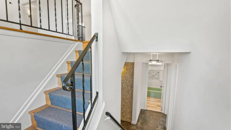 Building Photo - 4223 Lees Corner Rd