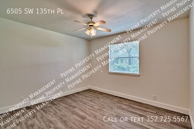 Building Photo - 6505 SW 135 Pl