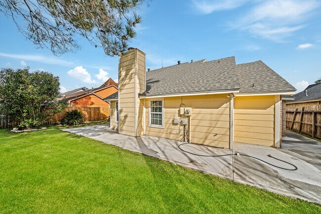 Building Photo - 11510 Pagoda Dr