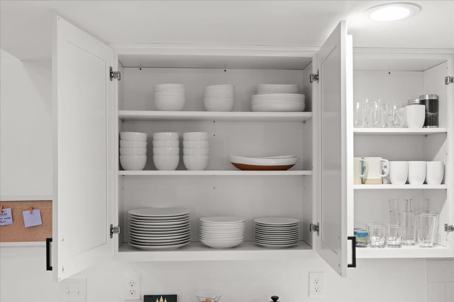 Building Photo - 162 Paradise Dr