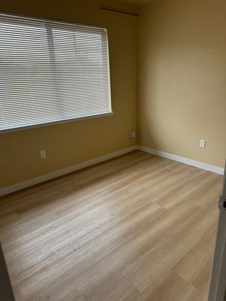 bedrooms - 2227 16th Ave