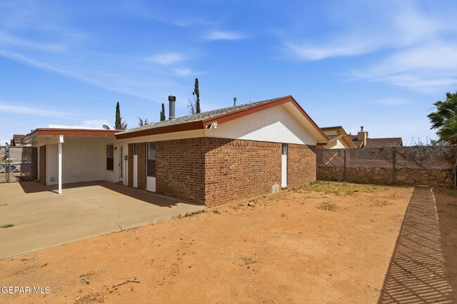 Building Photo - 10969 Duke Snider Cir