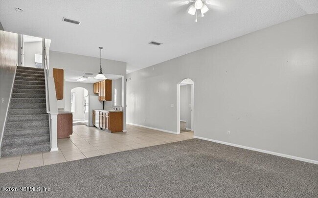 Building Photo - 9205 Redtail Dr