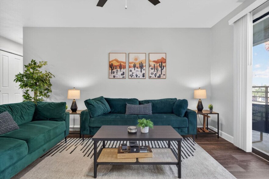 Building Photo - 15164 N 140th Dr