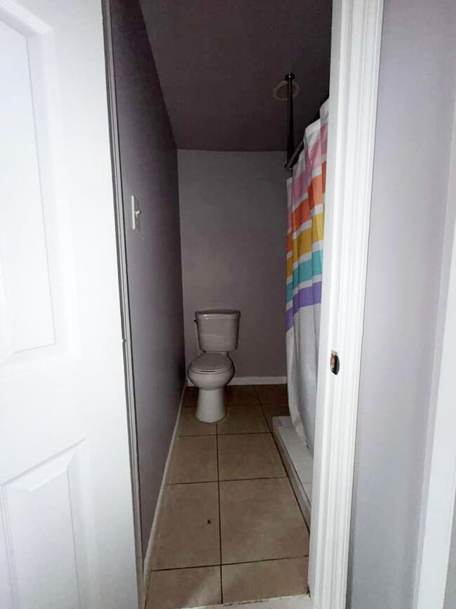 Building Photo - 701 N 9th St