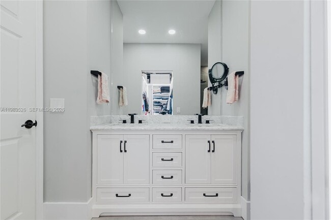 Building Photo - 12735 SW 49th Ct