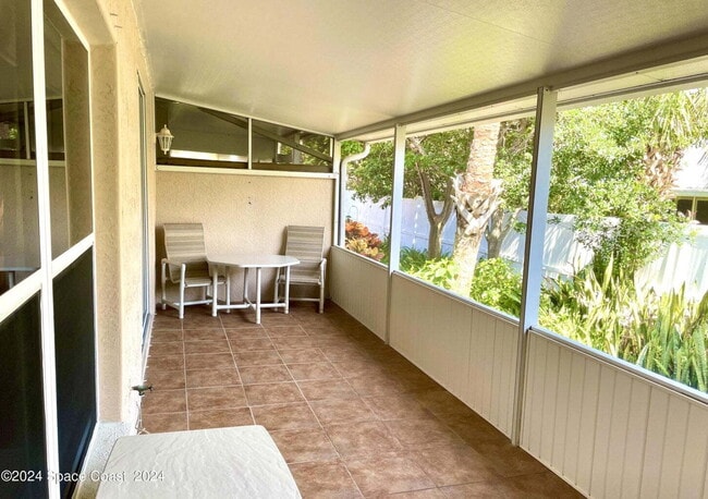 Building Photo - Fully Furnished 2 Bed/2 Bath Townhome in Sunny Melbourne Beach