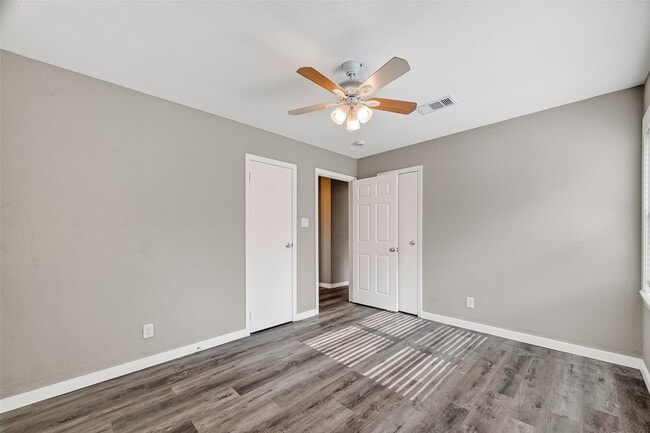 Building Photo - 3613 Truxton Dr