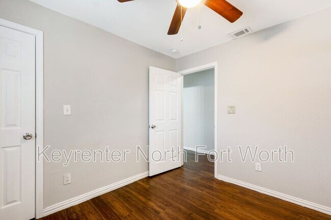 Building Photo - 2735 Purington Ave