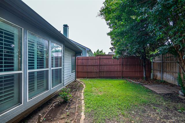 Building Photo - 116 Silkwood