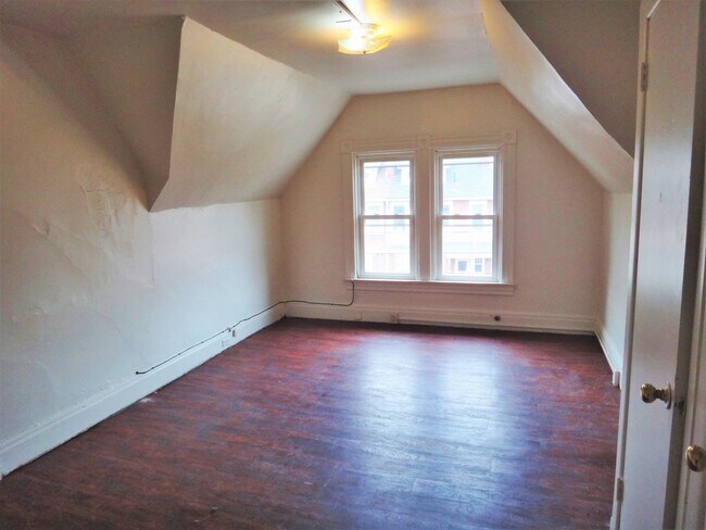 Building Photo - Highland Park - Apartments For Rent In Pittsburgh