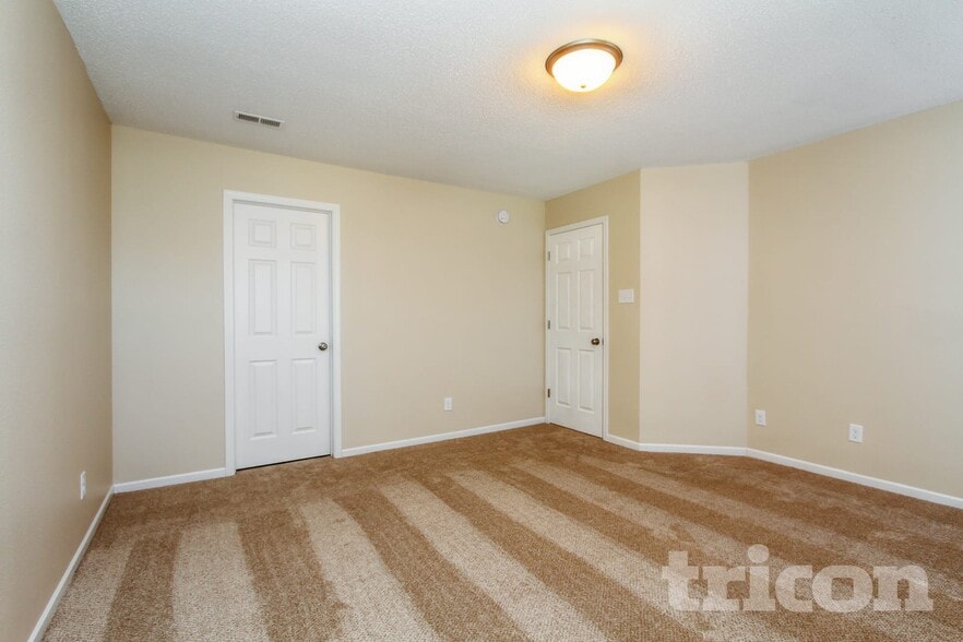 Building Photo - 2832 Redland Ln