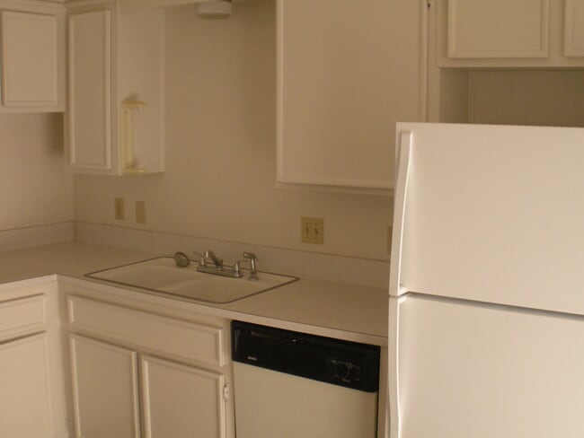 Building Photo - 1802 66th St