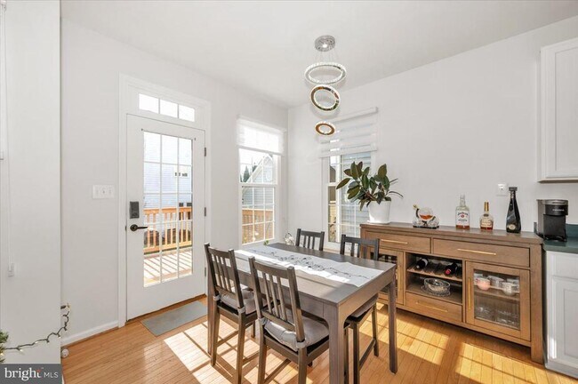 Building Photo - 18921 Fountain Hills Dr