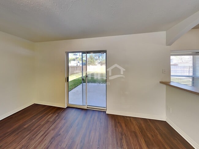 Building Photo - 26114 Cypresswood Dr