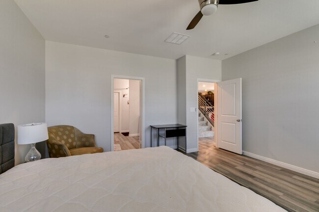 Building Photo - 3496 Calentina Ave