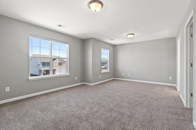 Building Photo - 227 Jared Parker Wy