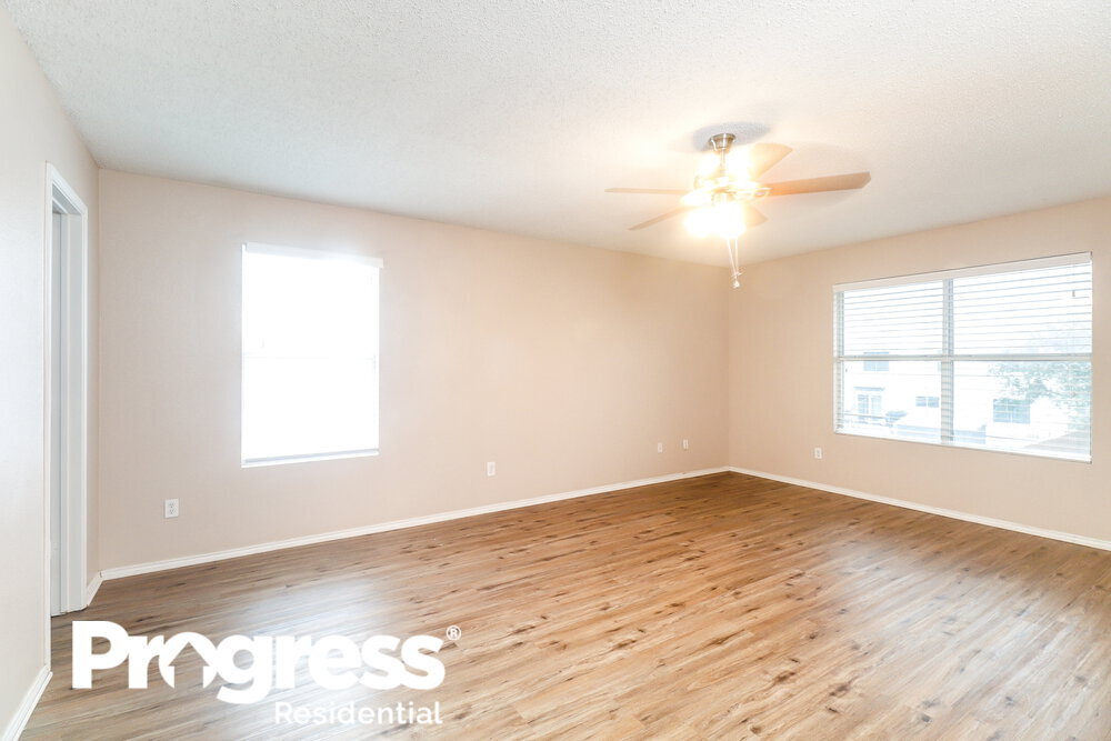 Building Photo - 317 Blairwood Dr