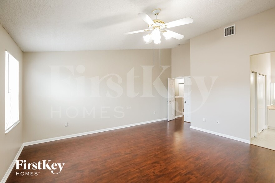 Building Photo - 1436 NW 159th Ln