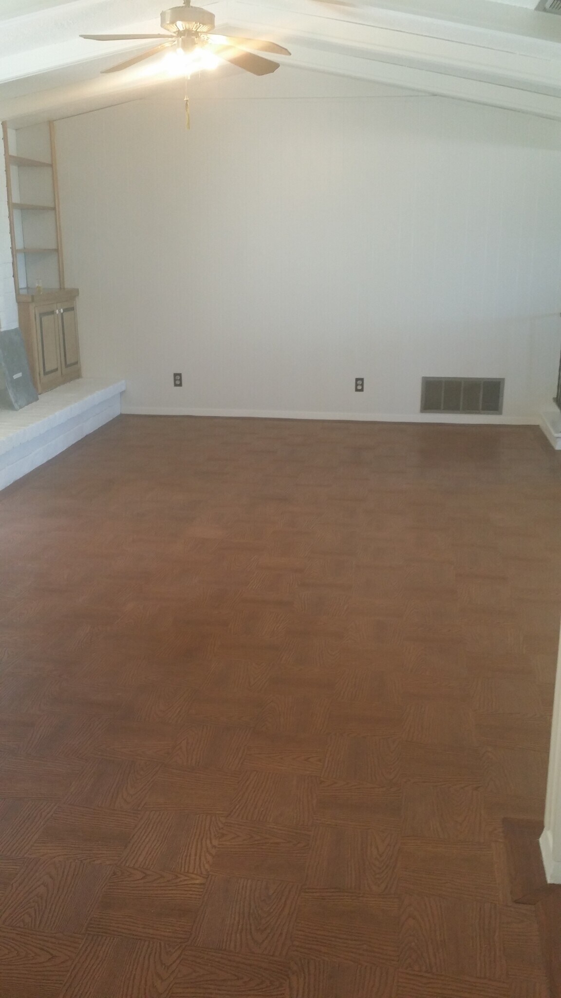 Building Photo - 2200 Cleopatra Pl NE