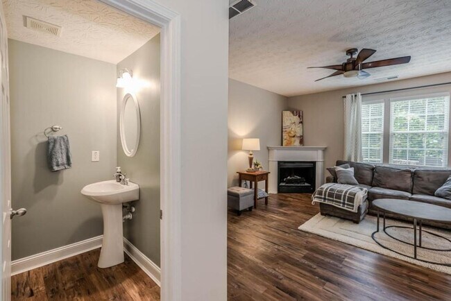 Building Photo - 4163 Baker Station Ct