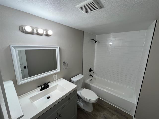 Building Photo - 1138 Elmdale Pl