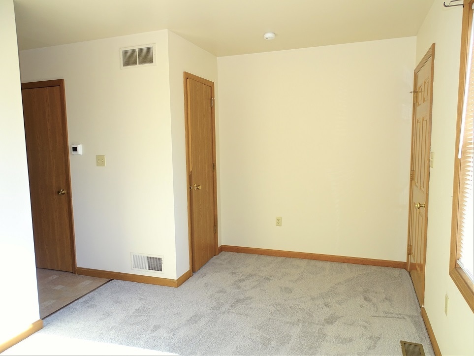 Building Photo - 1035 Kevin Ln