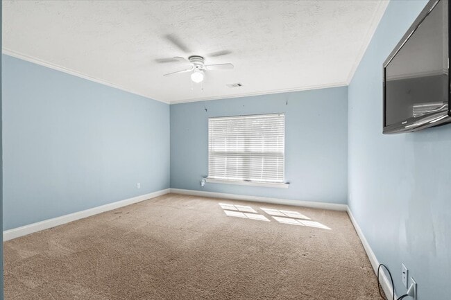 Building Photo - 839 Leyland Ln