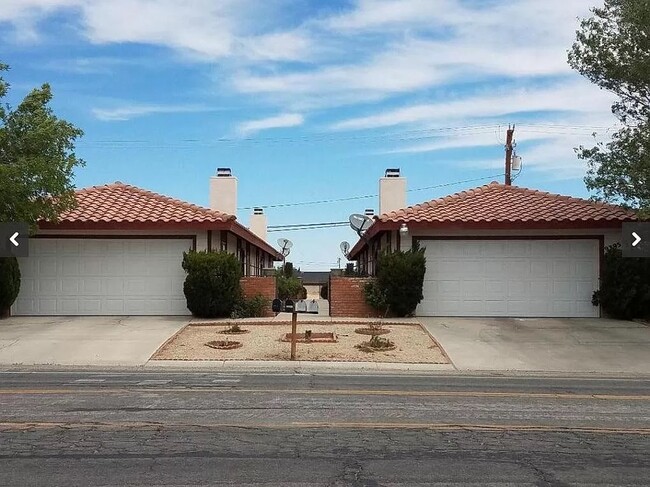 Building Photo - 9395 N Loop Blvd