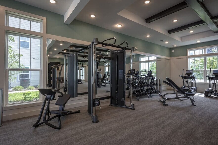 Building Photo - 14551 Star Water Rd