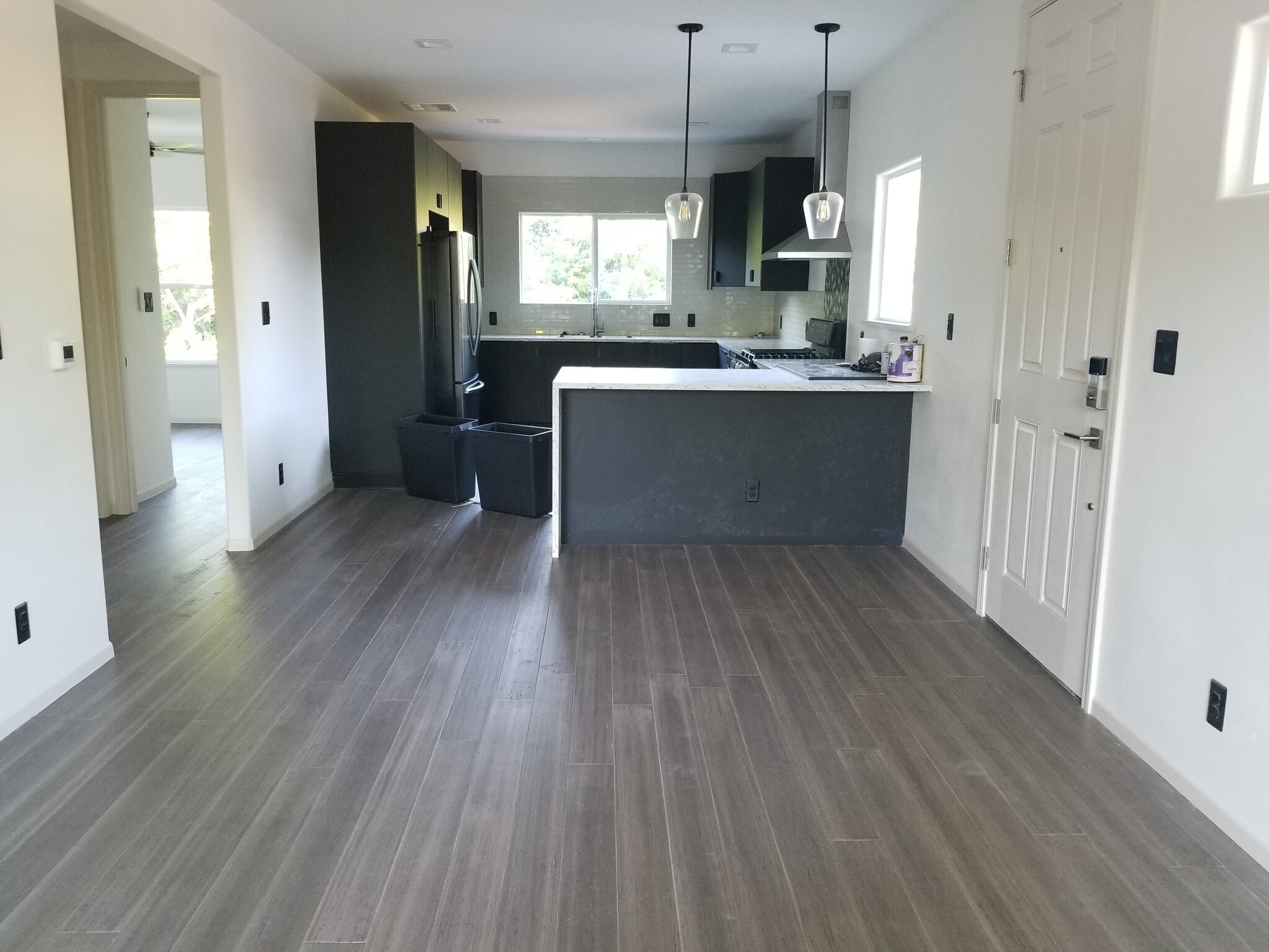 Upper Unit Living/Kitchen - 1008 E 49th St