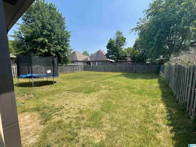 Building Photo - 2420 Abbeyglen Pl