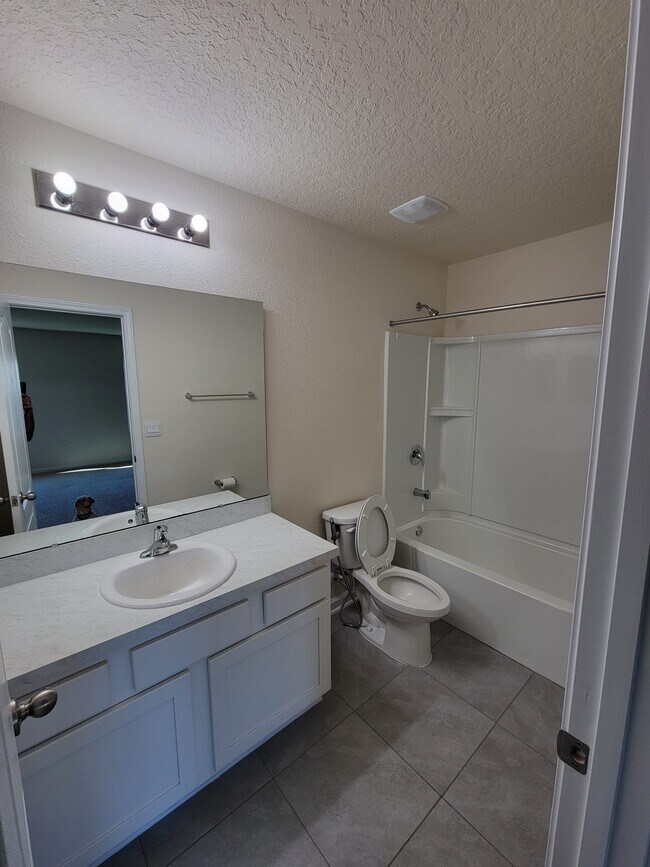 Building Photo - 7635 Legacy Trl