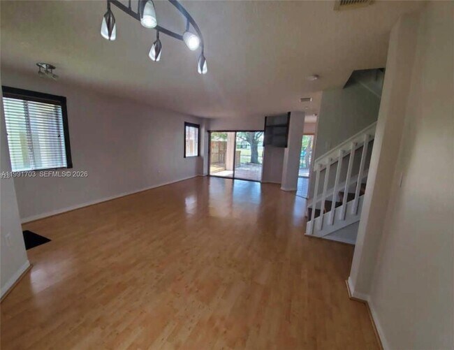 Building Photo - 7464 SW 164th Ct