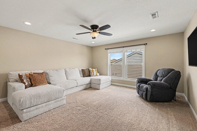 Building Photo - 1332 Woodlawn Ct
