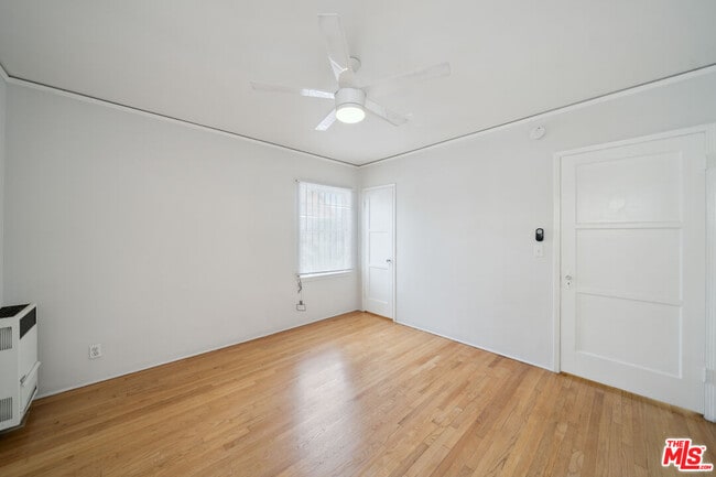 Building Photo - 1408 N Mansfield Ave