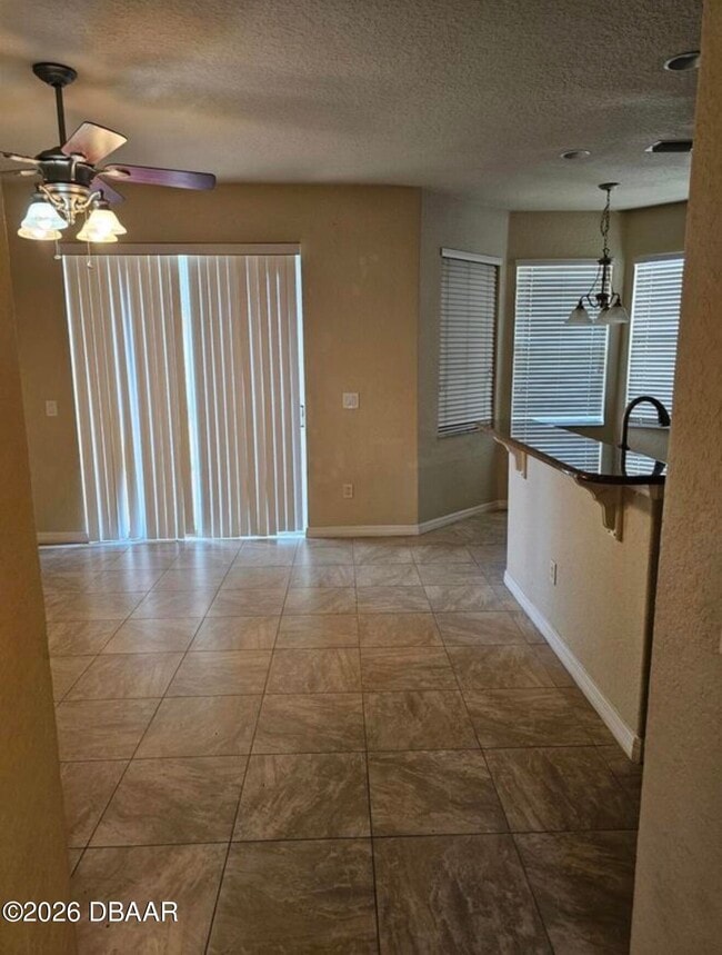 Building Photo - 3848 Calliope Ave