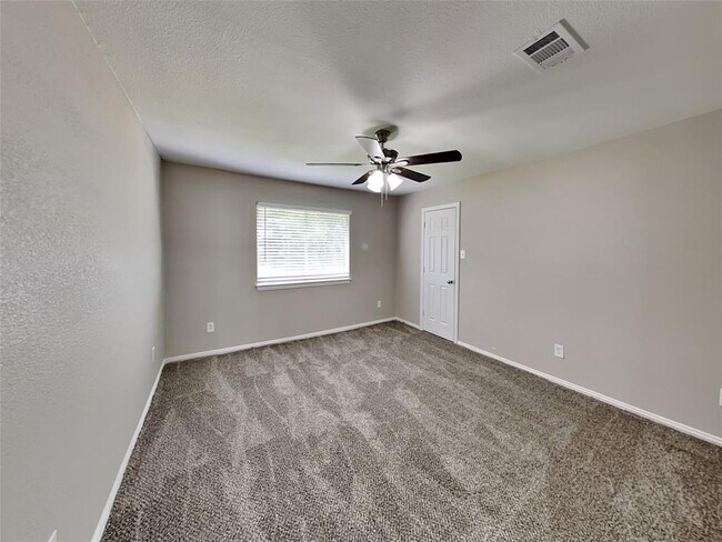 Building Photo - 21851 Whispering Forest Dr