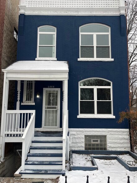 Building Photo - 6444 S Dorchester Ave