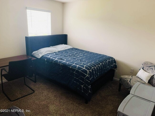 Building Photo - 3676 Alta Lakes Blvd