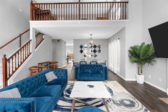 Building Photo - 2422 Whispering Cove Cir