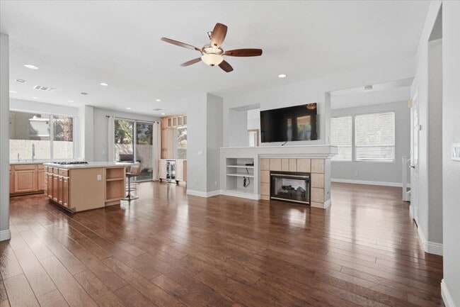 Building Photo - 1201 Palmares Ct