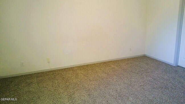 Building Photo - 1450 Plaza Roja Ct